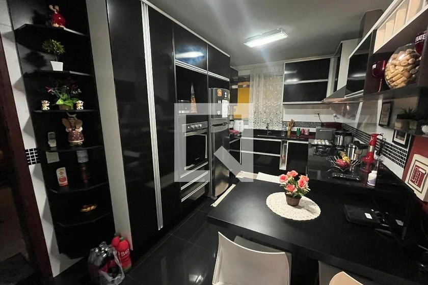 Casa mobiliada com 328 m² e 3 quartos, cozinha a gás — photo 2