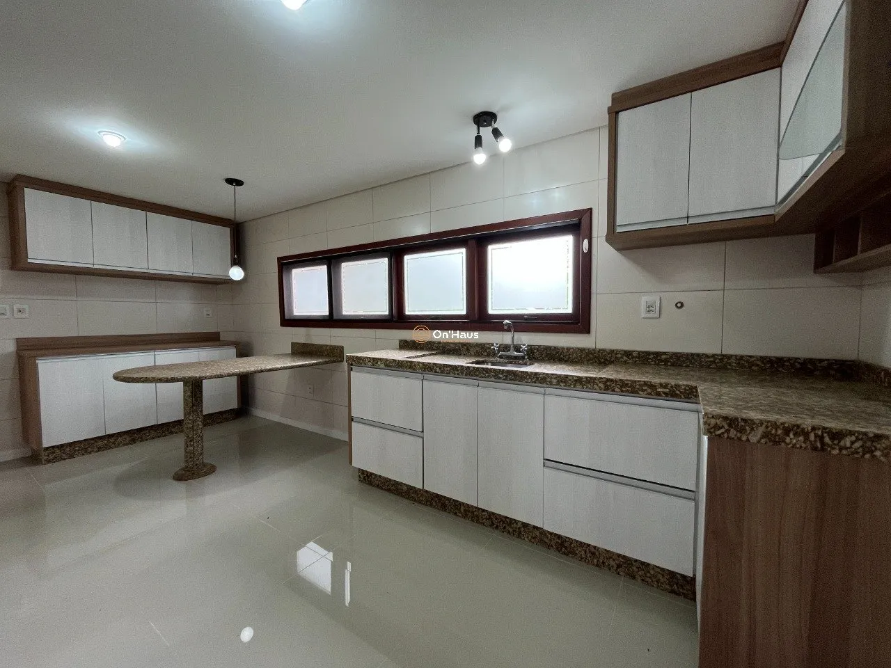 Casa para locação com varanda e jardim privativo — photo 11