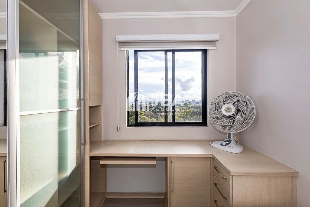 122 m² apartment with a park view and a home office — photo 25