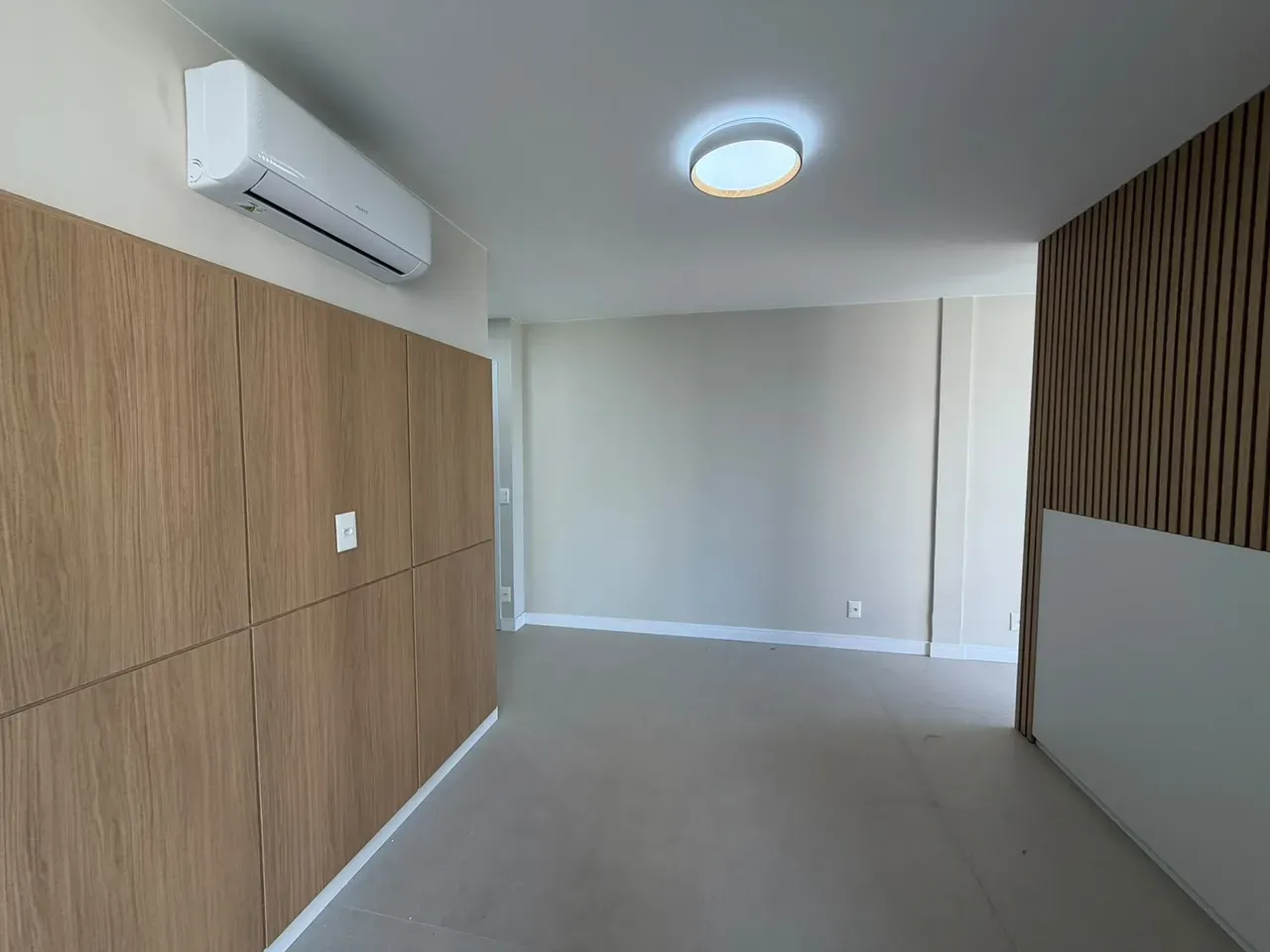 Apartment, 105 m², with floor-to-ceiling windows — photo 12