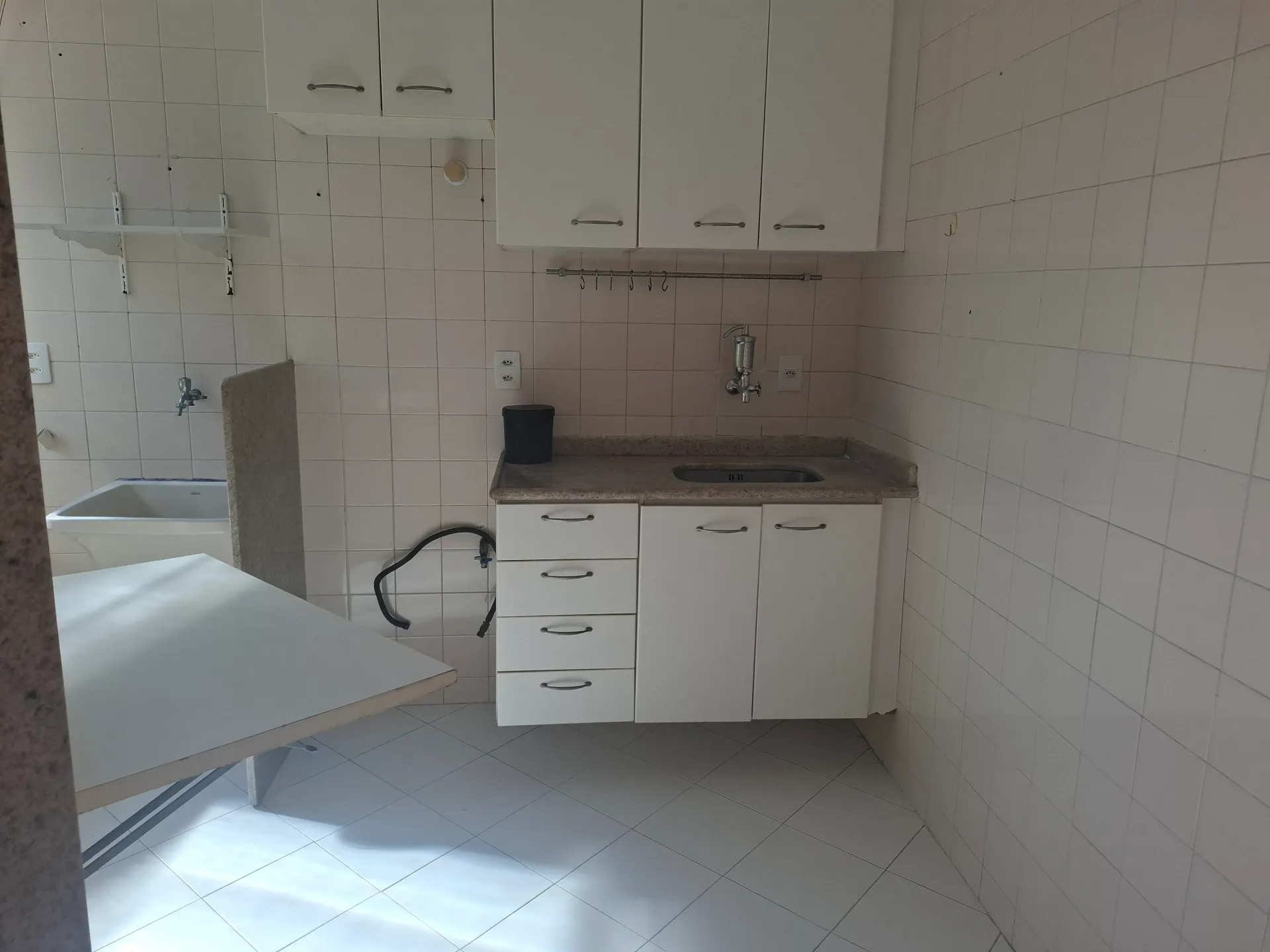 58 m² apartment with 3 bedrooms and 1 parking spot — photo 54