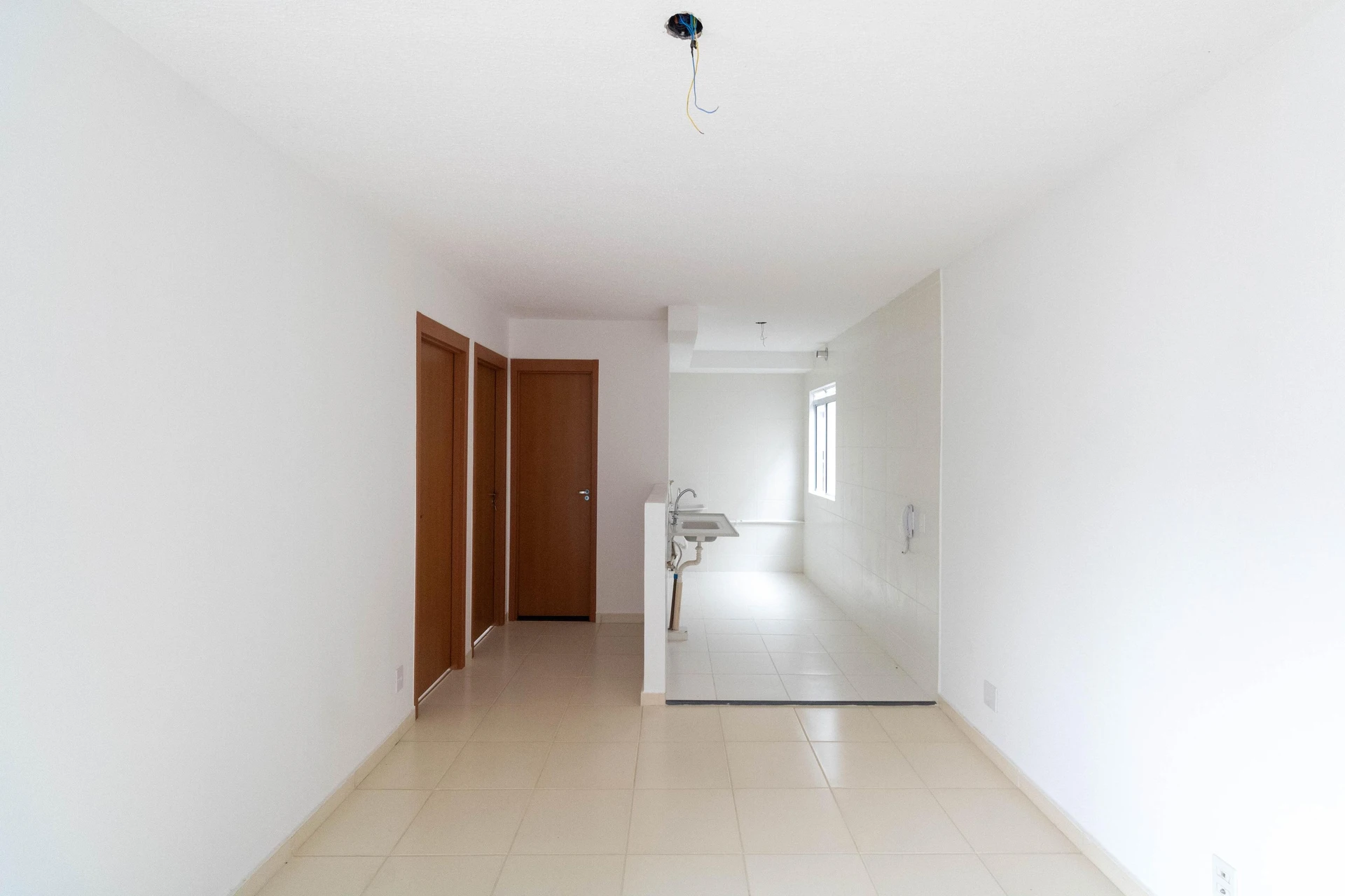Unfurnished 2-bedroom apartment with 1 bathroom — photo 32