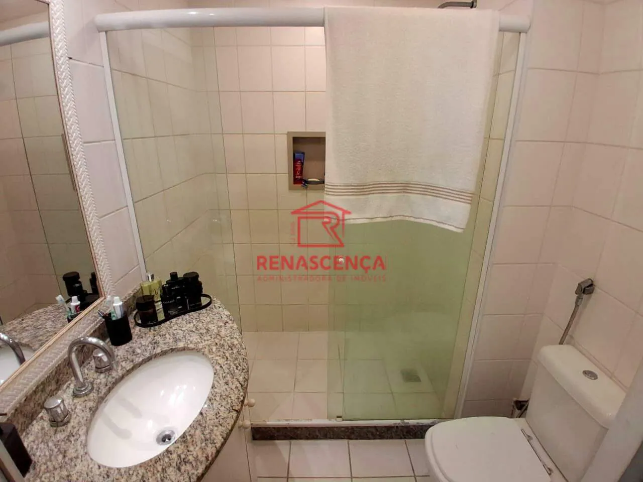 Duplex apartment with 3 bedrooms and 4 bathrooms — photo 17