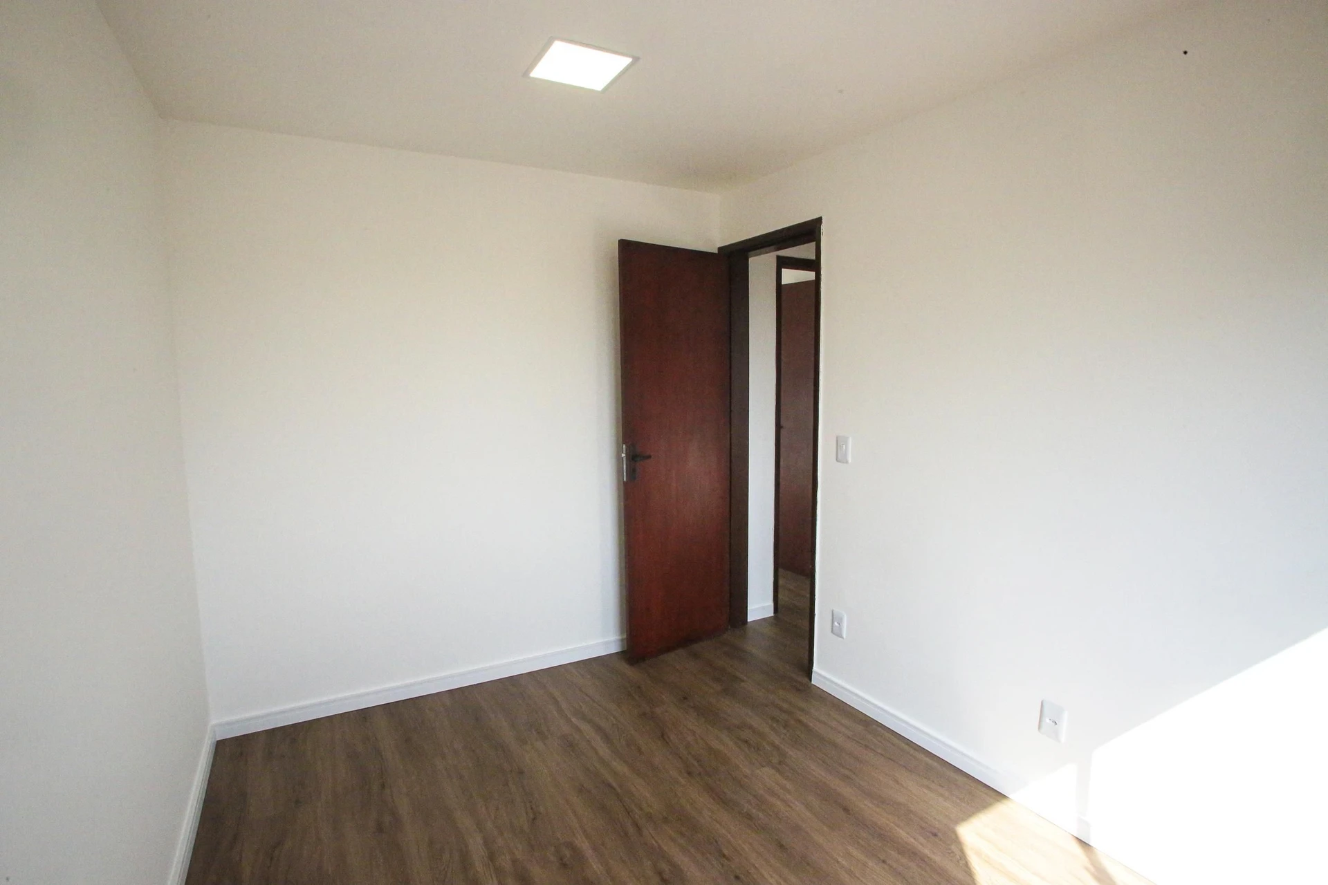 Apartamento de 3 quartos em condomínio com piscina — photo 20