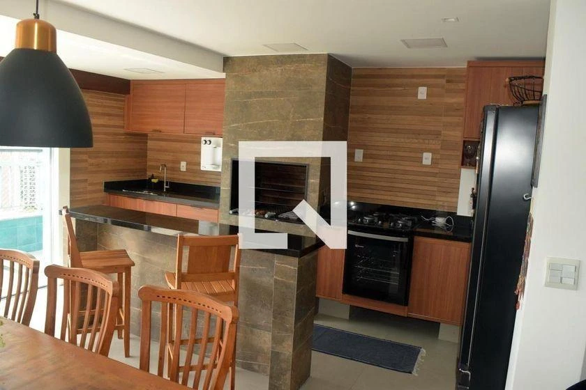 Furnished 156 m² apartment with 3 bedrooms and balcony — photo 4