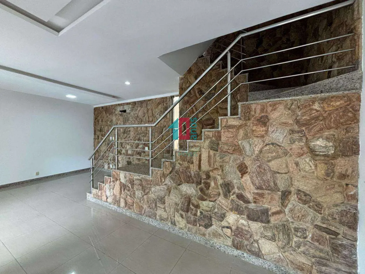 Casa com 3 dormitórios e 5 banheiros, 2 vagas — photo 11