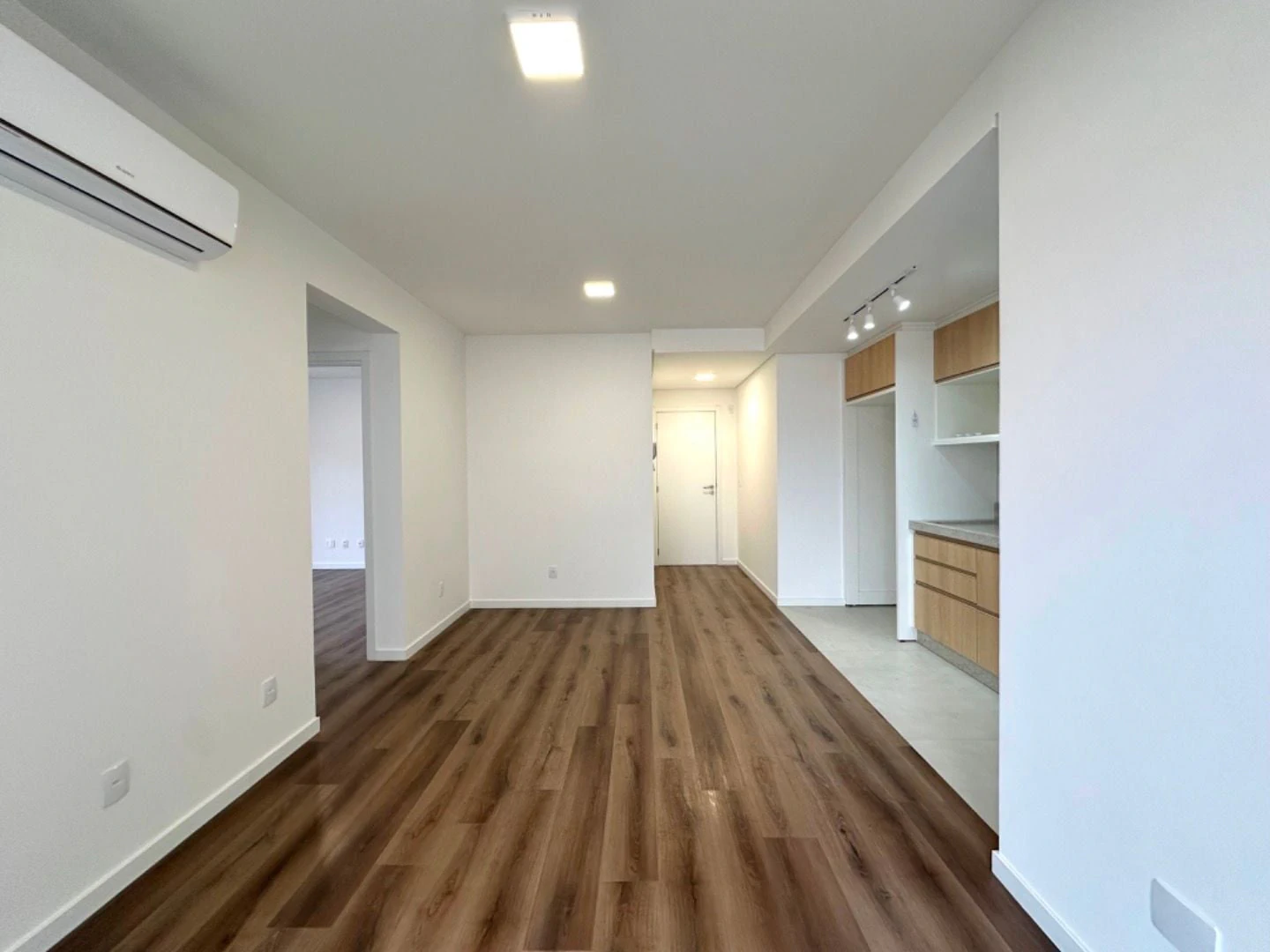 Квартира с 2 спальнями 67 м² и 1 парковкой