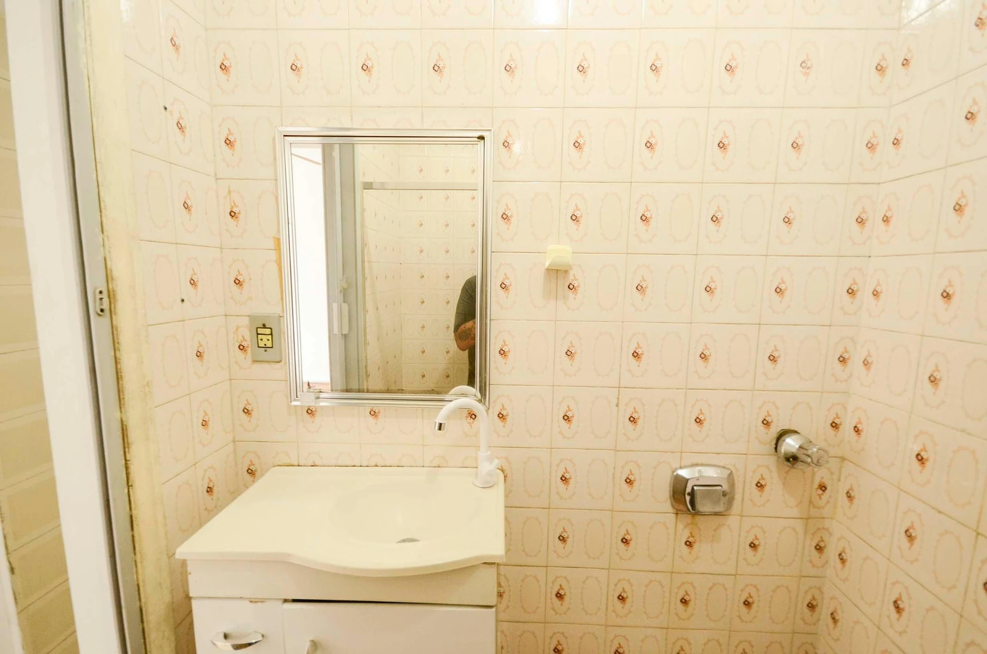 Rental apartment with 2 bedrooms and a balcony — photo 33