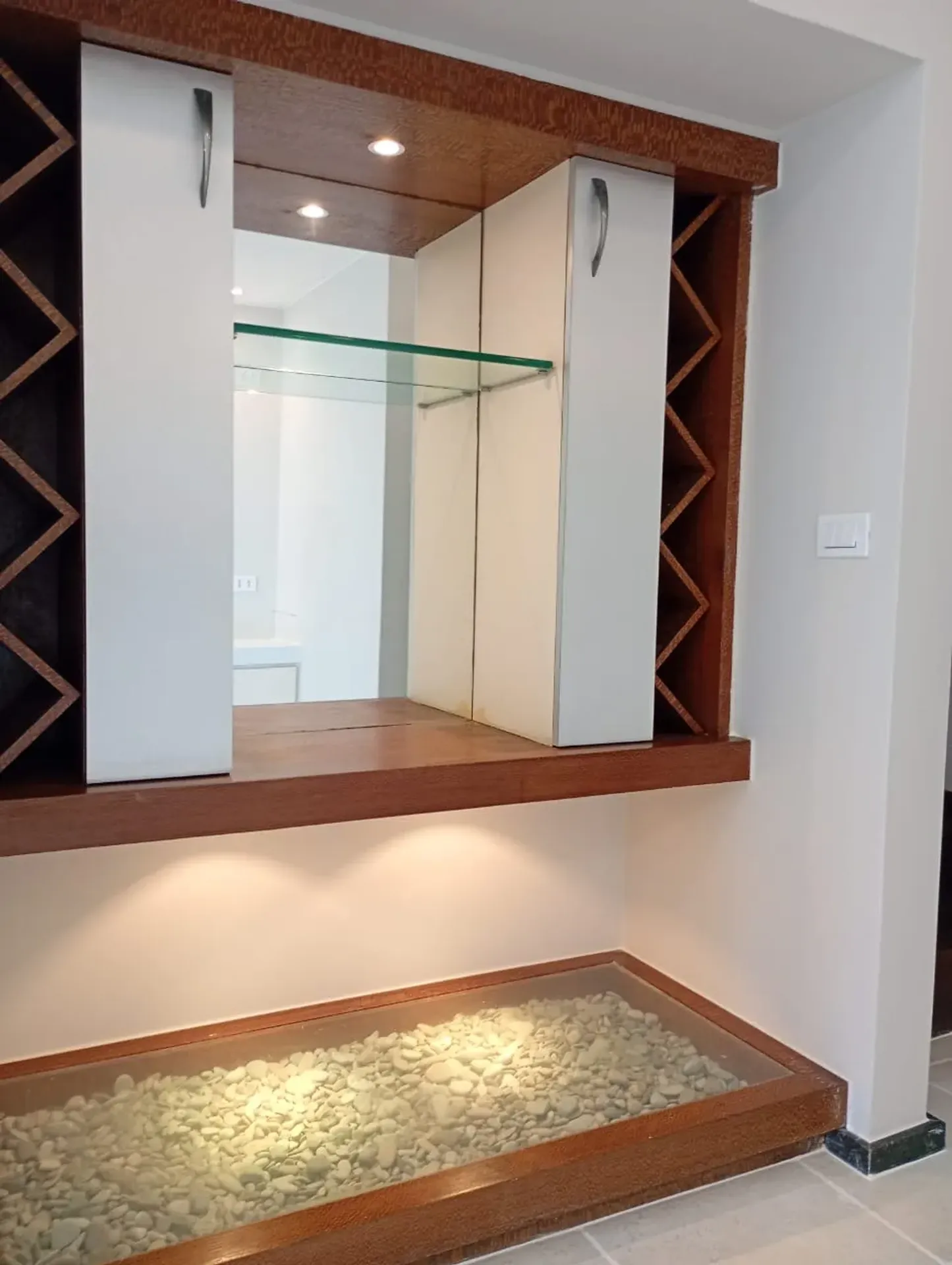 3-bedroom apartment with floor-to-ceiling windows — photo 37