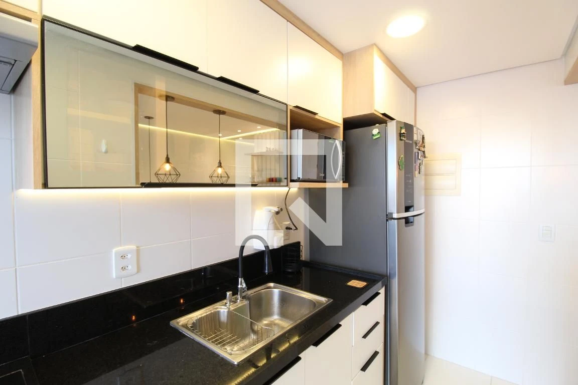 Собственный бассейн и 2 спальни: квартира 64 м² — photo 25