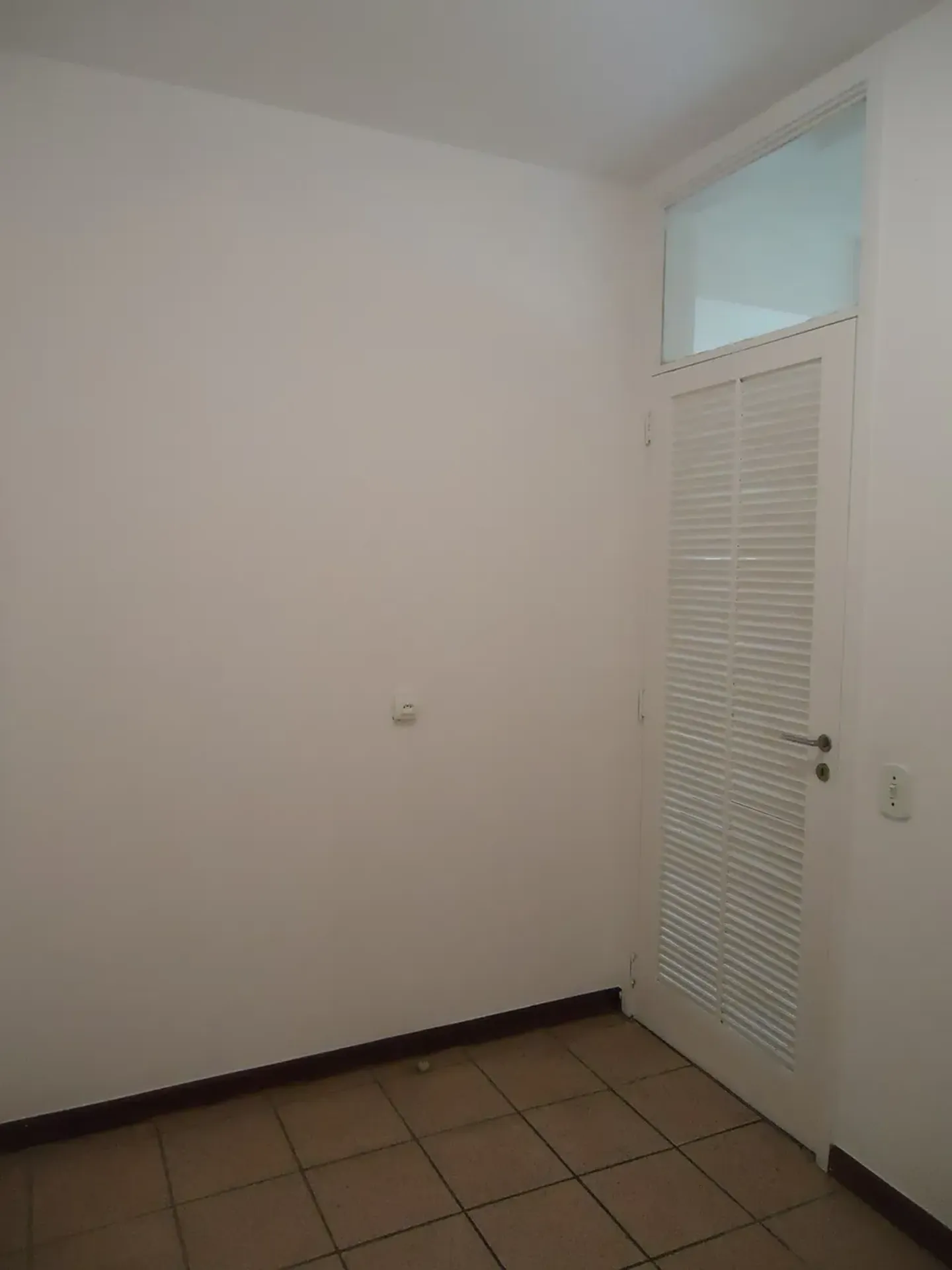 Apartment, 137 m², with a walk-in closet — photo 32