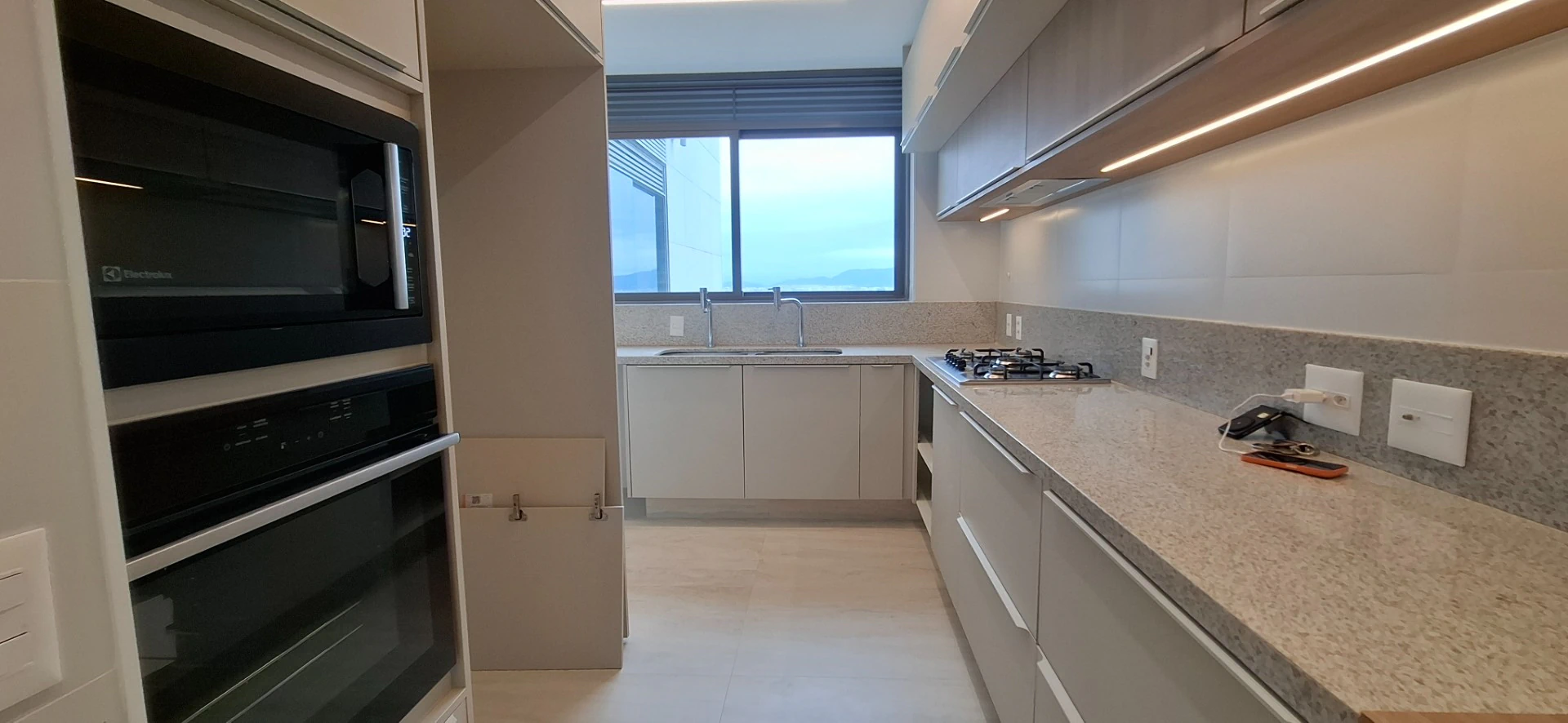 Apartamento com janelas do piso ao teto, Barra da Tijuca — photo 6