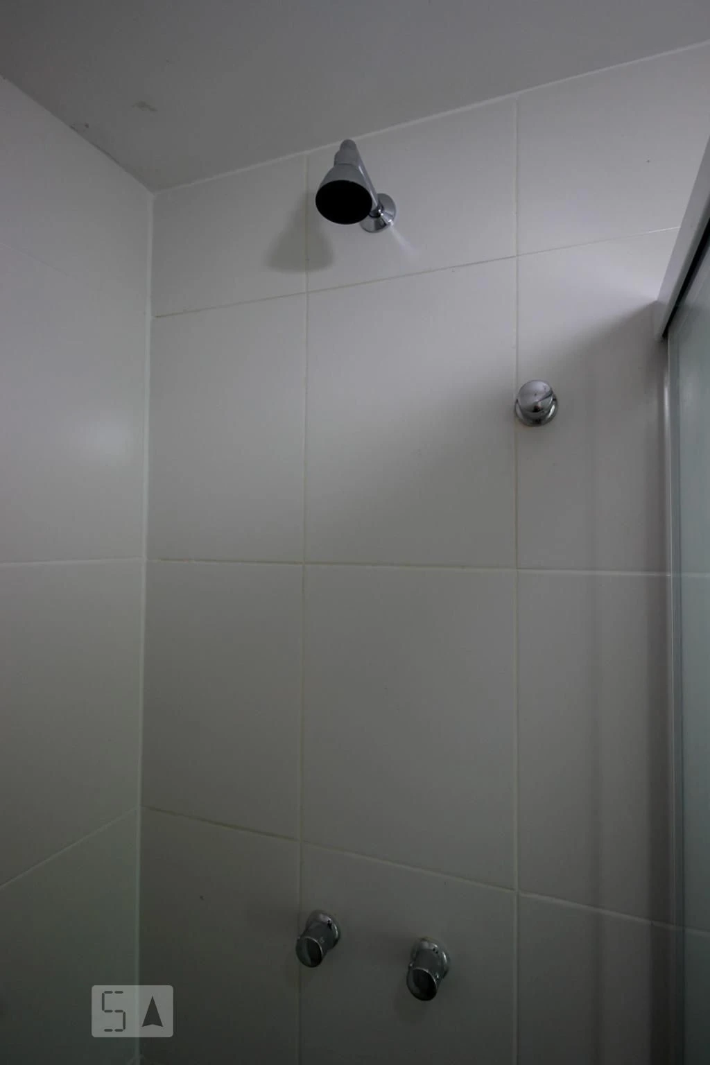 2-bedroom apartment with a mountain view — photo 38
