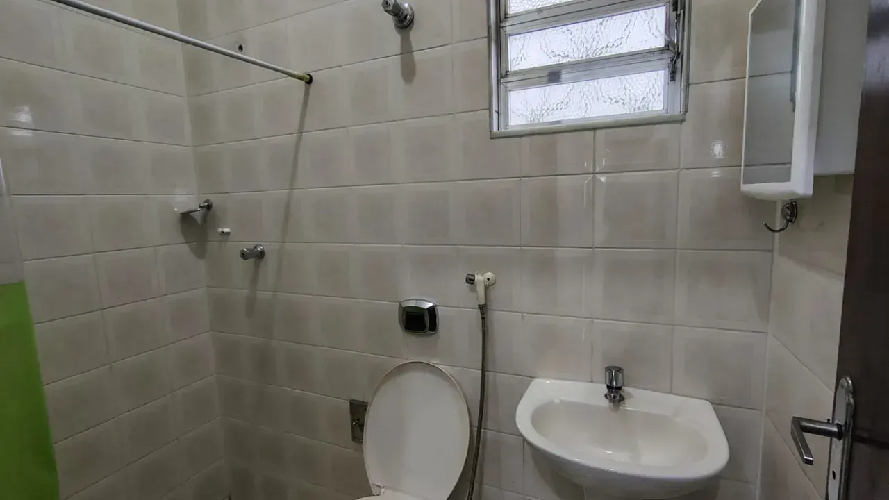 Unfurnished house with 5 bedrooms and a separate kitchen — photo 6