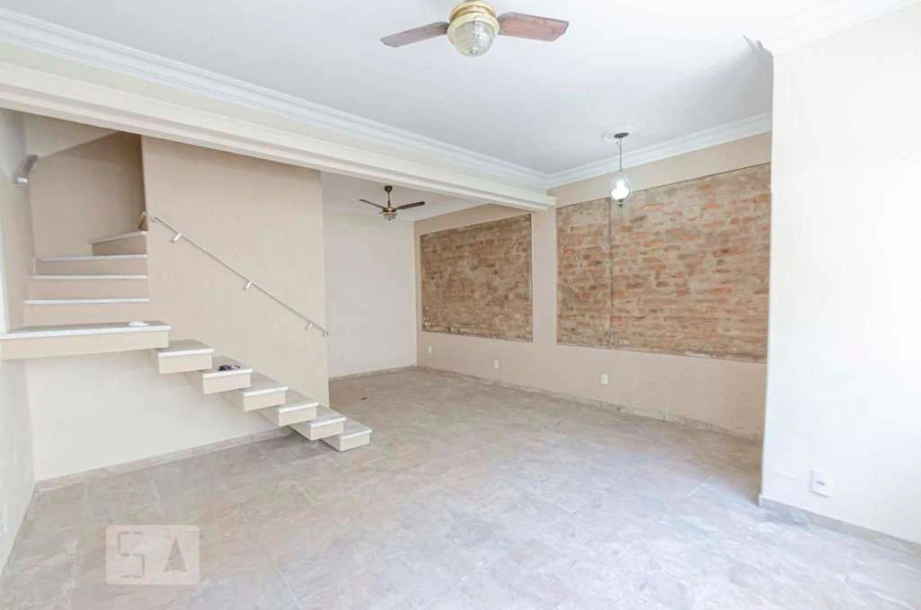 House with shared BBQ area and 5 bedrooms — photo 15
