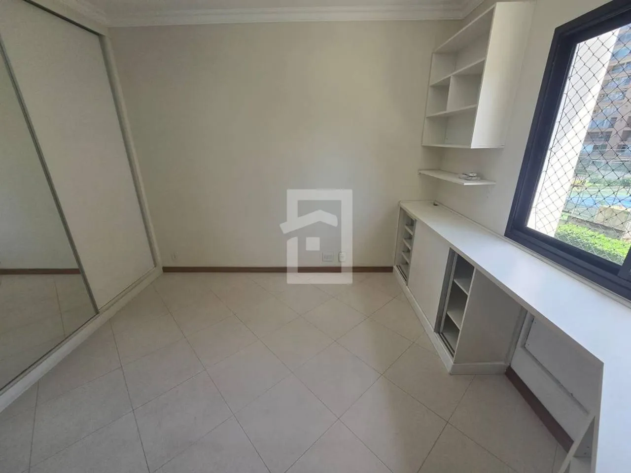 Home office in a 3-bedroom apartment, 105 m² — photo 20