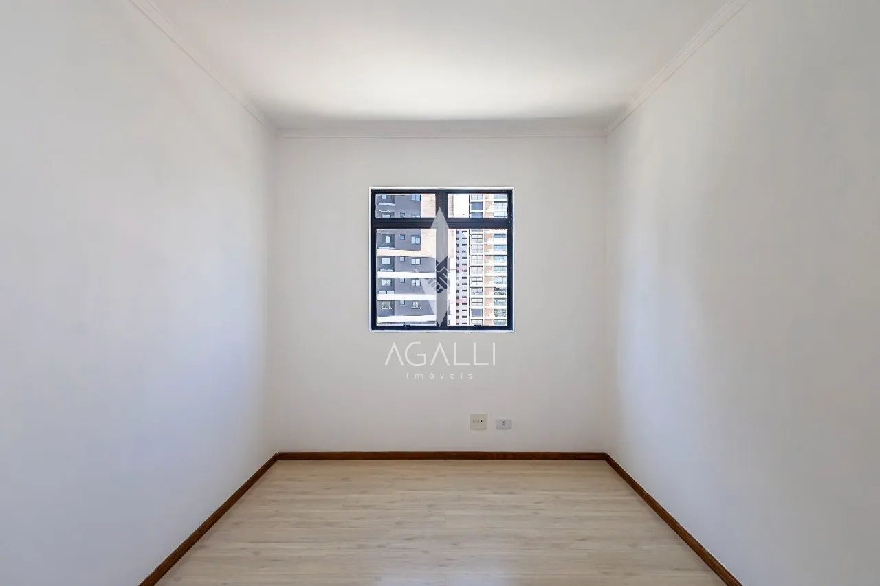 Apartment, 112 m², with a glass-enclosed balcony — photo 49
