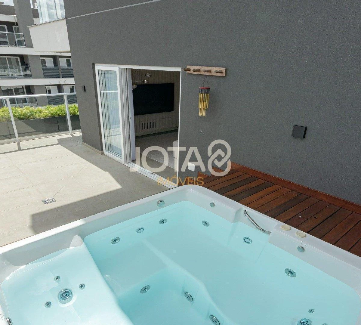 Floor-to-ceiling windows in a 3-bedroom apartment, 194 m² — photo 3