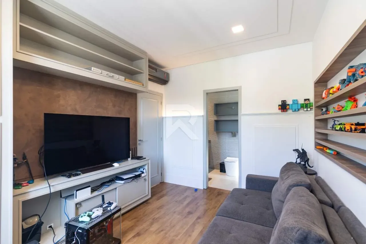 House with 4 en-suite bedrooms and private BBQ — photo 19