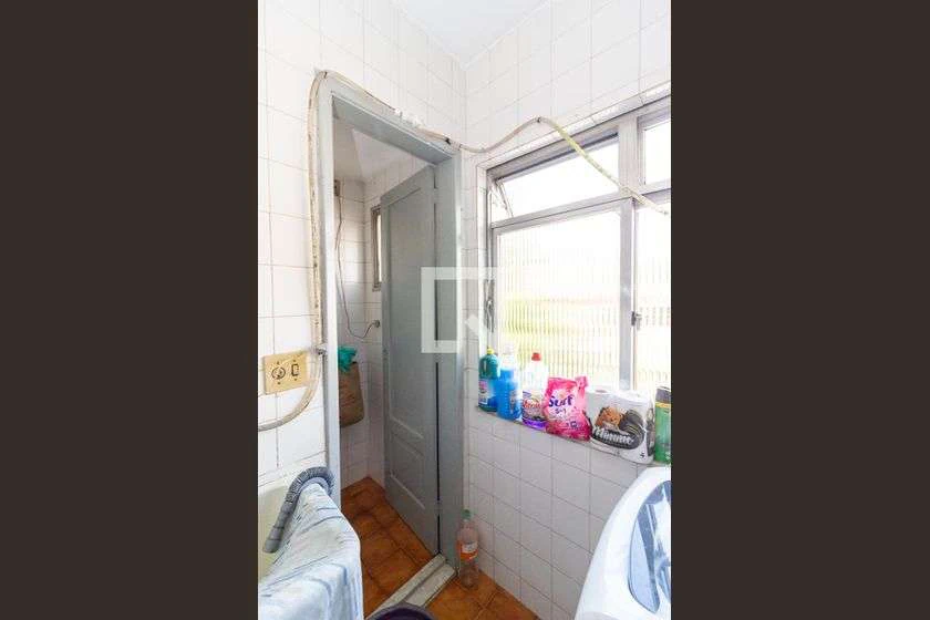 Furnished 70 m² apartment with 2 bedrooms and 1 parking spot — photo 20