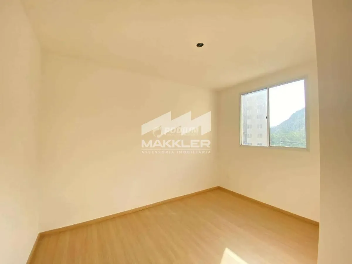 Furnished 2-bedroom apartment with open-plan kitchen — photo 20
