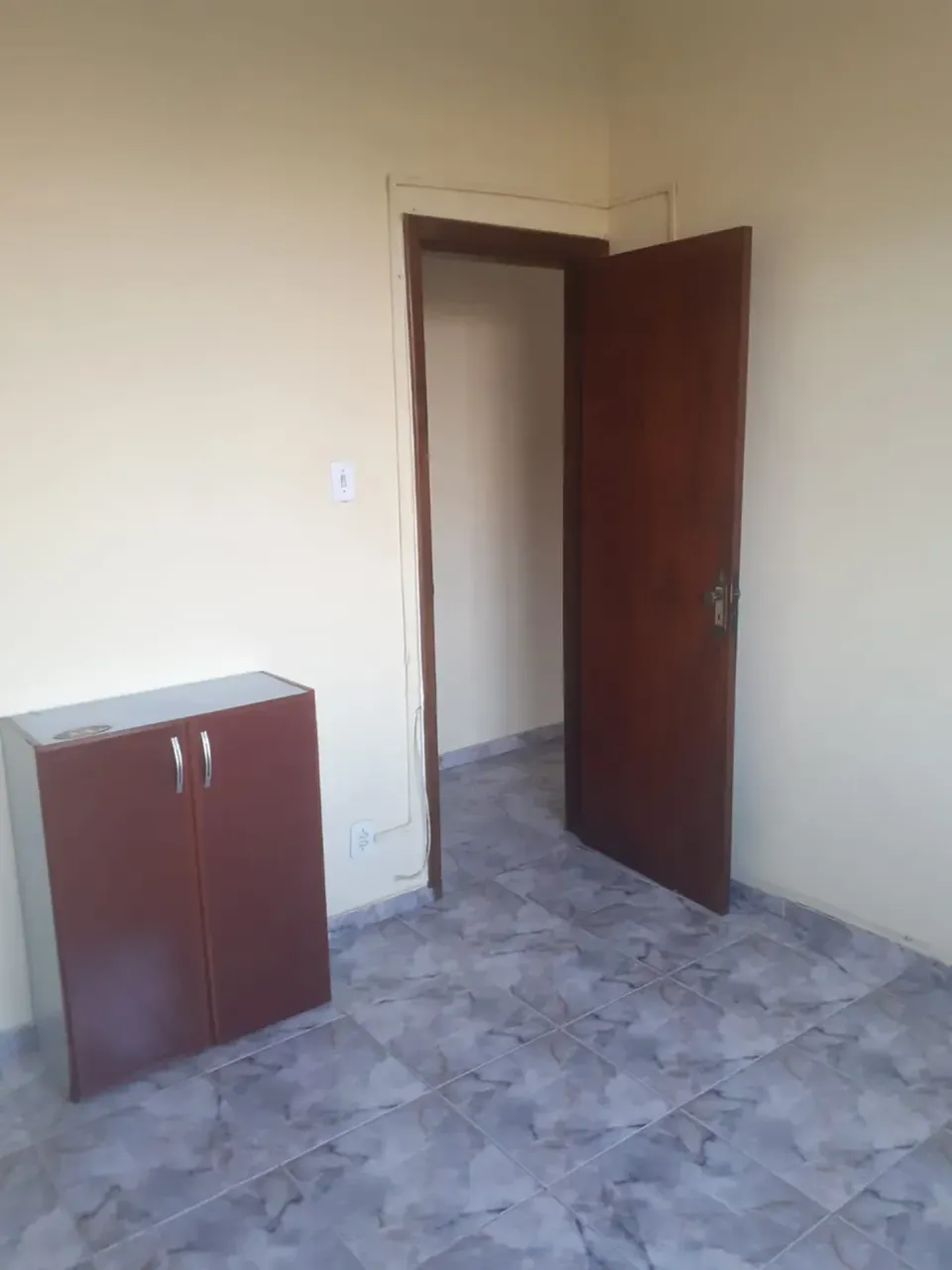 Apartment with 3 bedrooms and 1 bathroom — photo 13