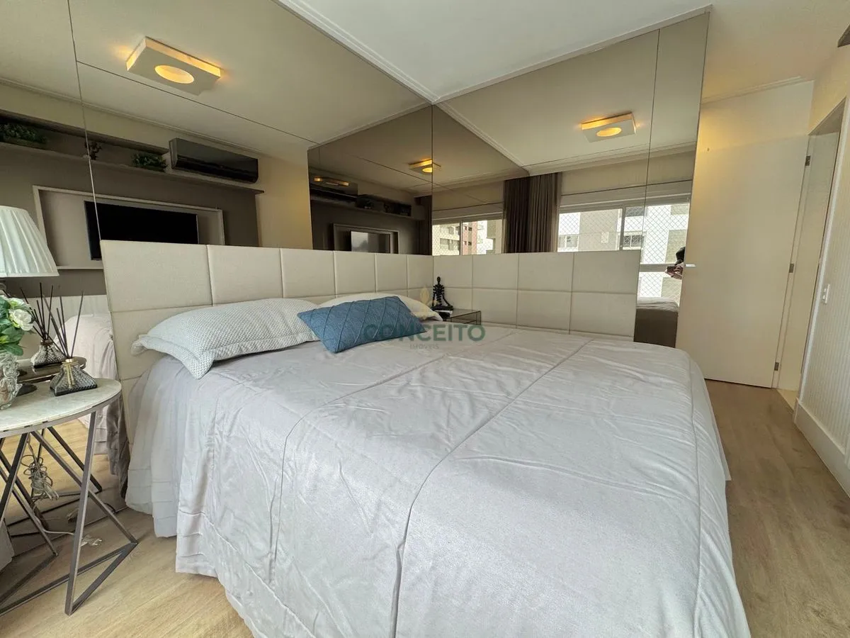2-bedroom apartment with floor-to-ceiling windows — photo 17