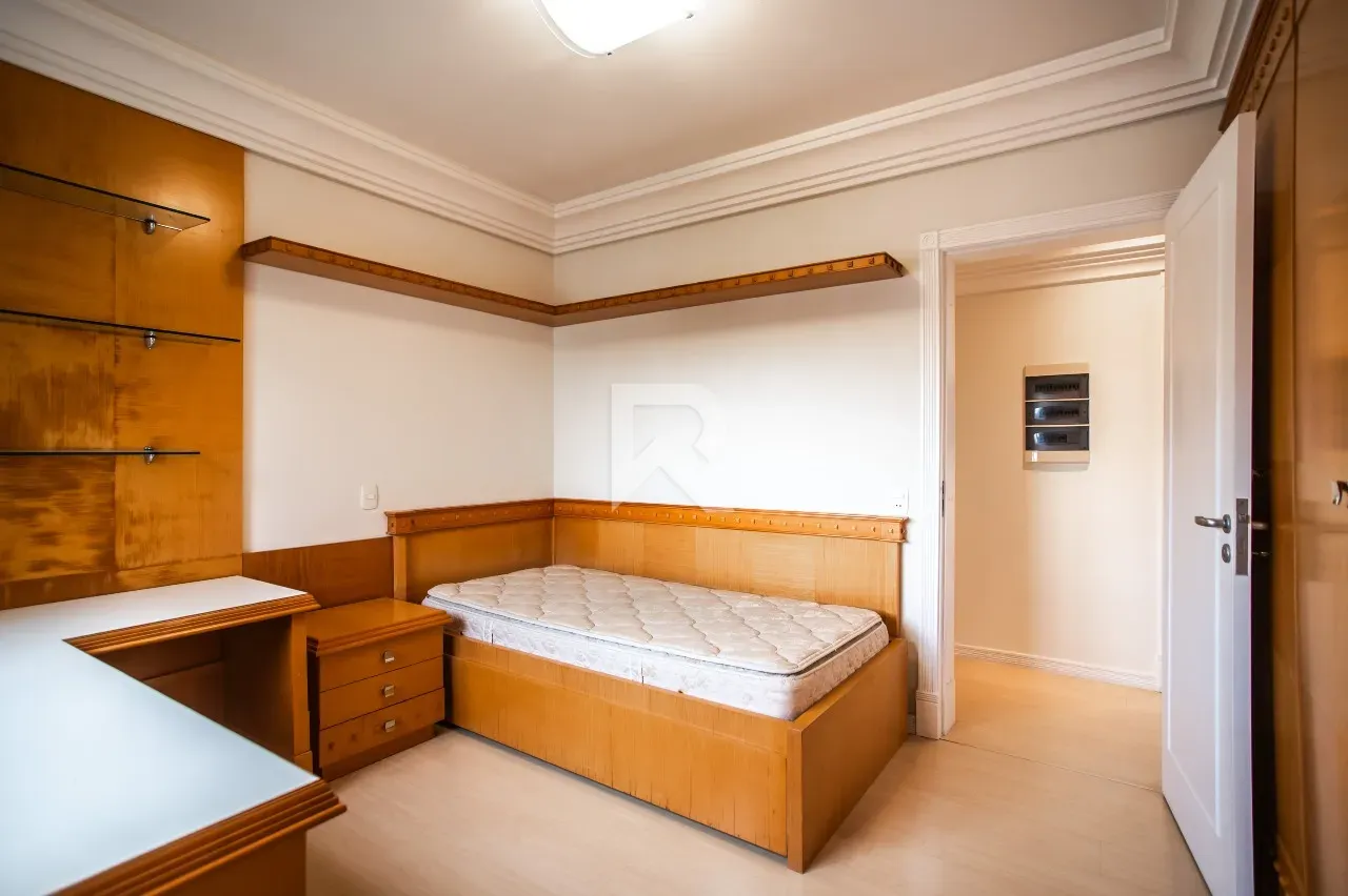 Apartamento de 4 dormitorios, 250 m², 4 baños y 4 plazas — photo 17