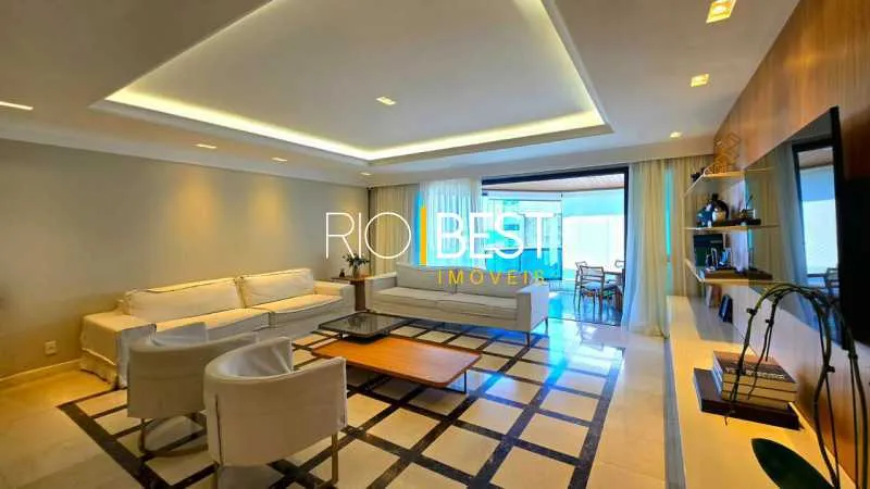 Furnished apartment with 4 bedrooms and 5 bathrooms