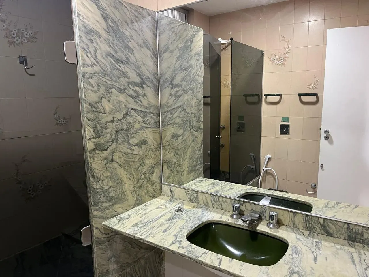 Apartamento, 122 m², com piso de madeira ou laminado — photo 7