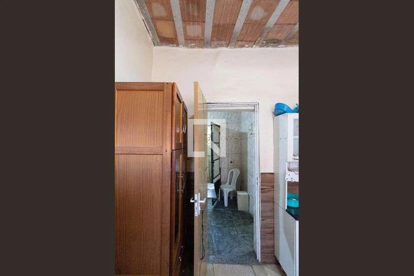Furnished house with 4 bedrooms and 90 m² no parking — photo 9