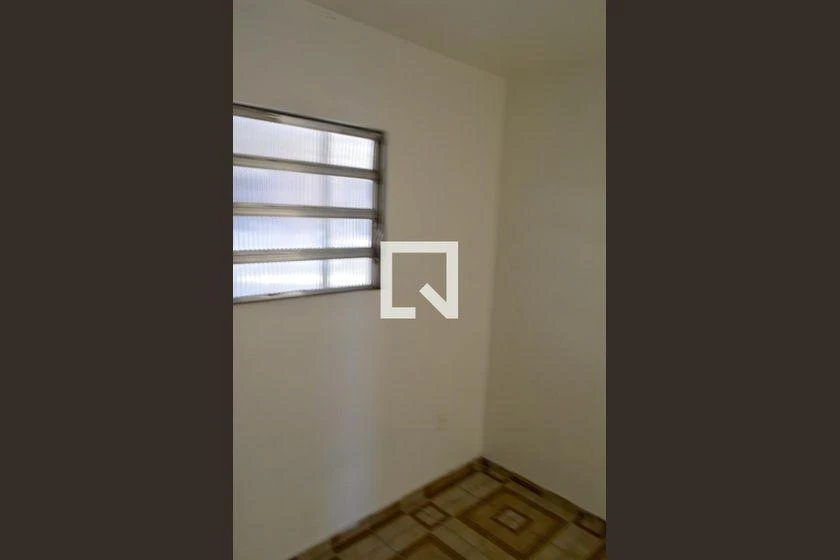 Apartamento sem mobília com 3 quartos e banheiro — photo 28