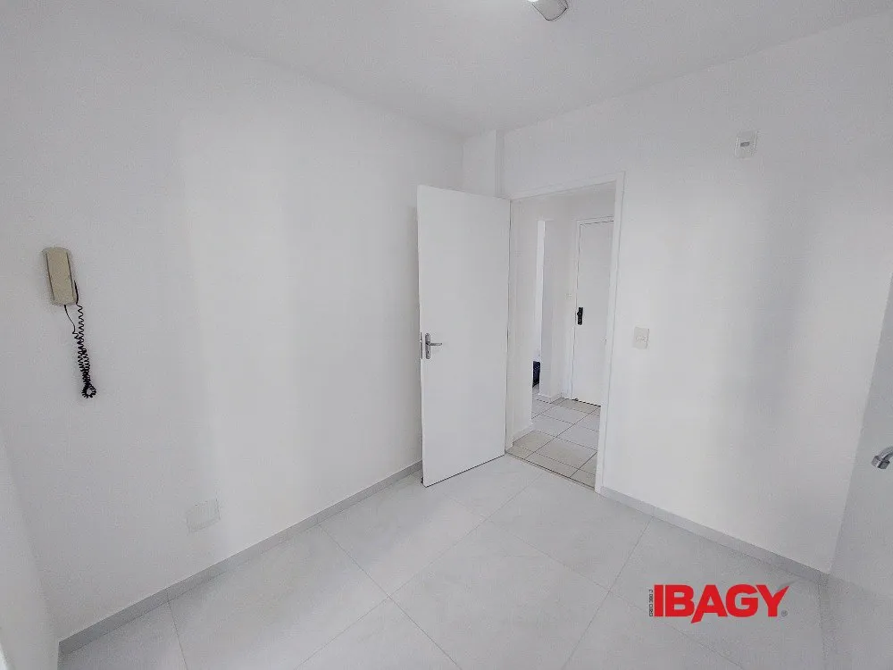3-bedroom apartment, 1 with its own bathroom, 89 m² — photo 9