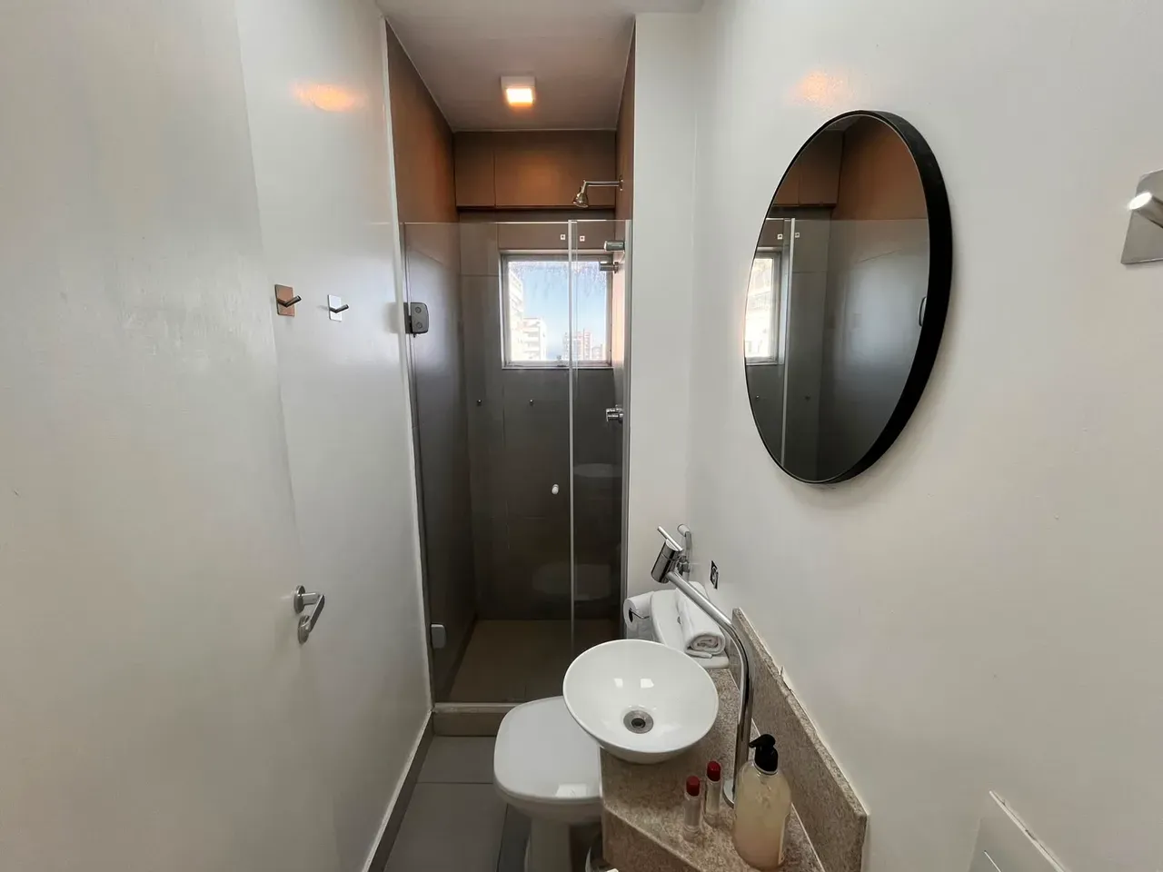 Furnished 3-bedroom apartment with gas open-plan kitchen — photo 16
