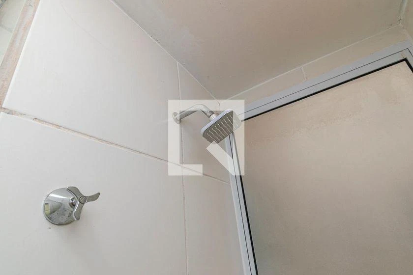 2-bedroom apartment in a building with a gym — photo 10