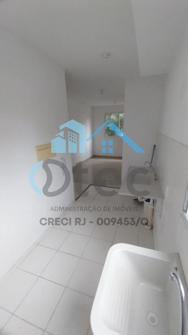 2-bedroom apartment in a building with a gym — photo 3