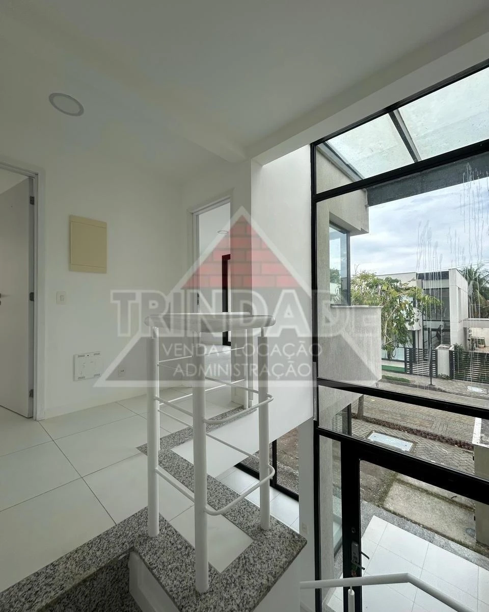 Casa duplex de 3 suítes com cozinha americana e piscina — photo 6