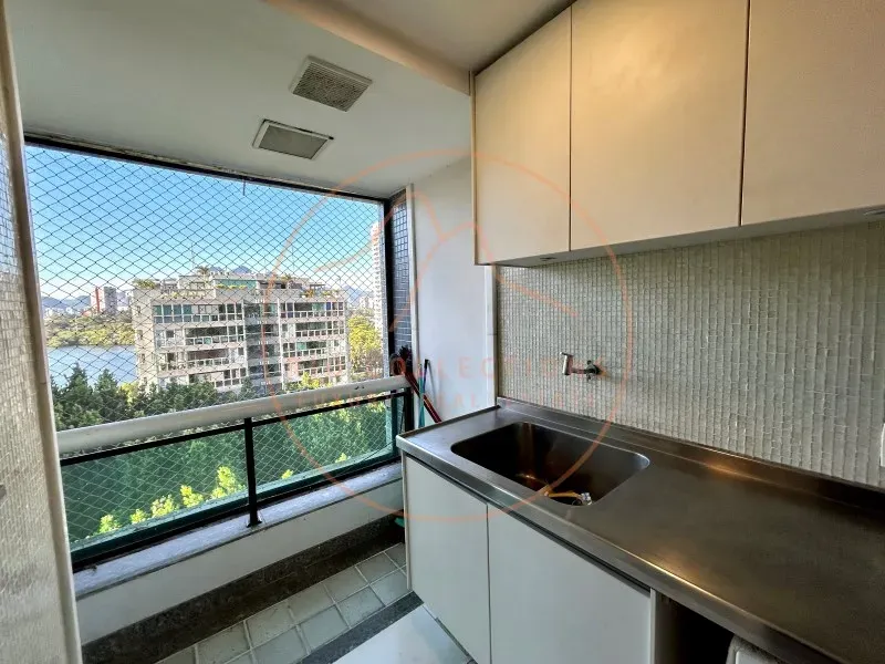 Furnished apartment, 419 m², with a bathtub — photo 67