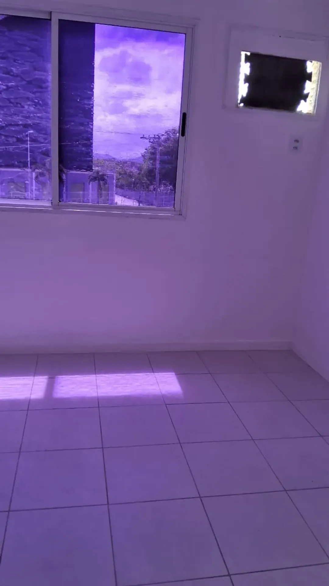 One-bedroom apartment in a building with a coworking space — photo 15