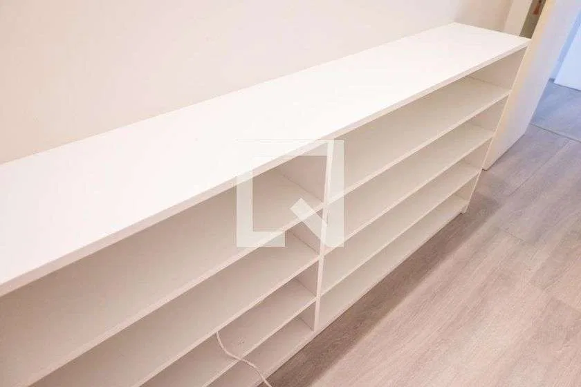 Орендна квартира з 3 спальнями та 304 м² — photo 25