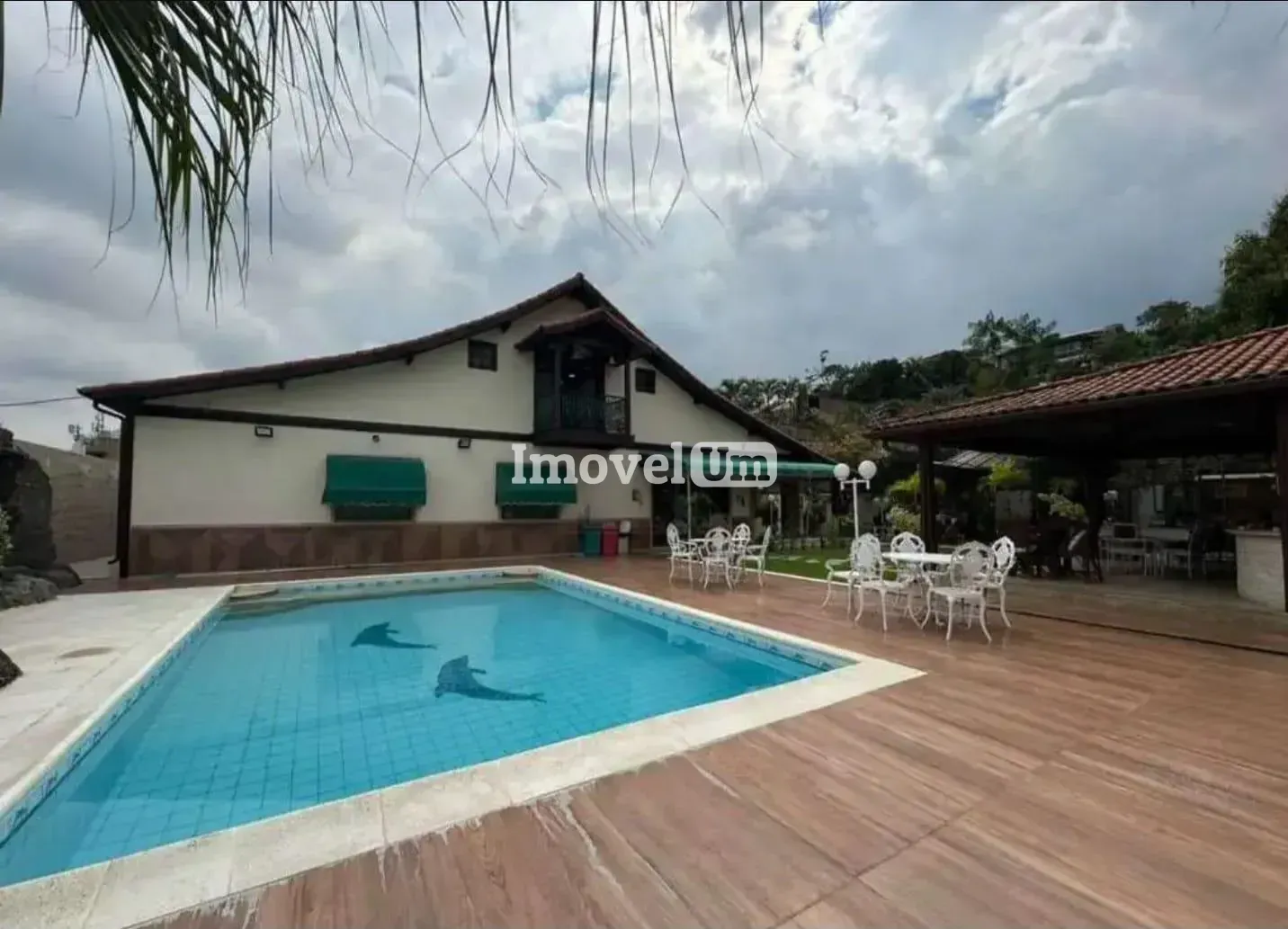 Condominium house with 5 bedrooms and balcony grill — photo 21