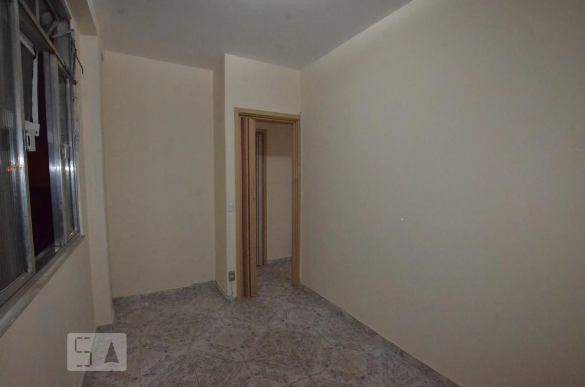 2-bedroom apartment in a building with a gym — photo 21