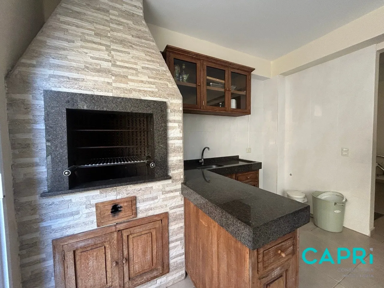 House with 4 bedrooms and a private BBQ — photo 45