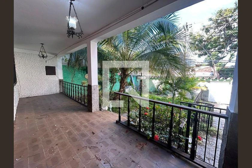 Casa com 3 quartos e 6 vagas de garagem — photo 7