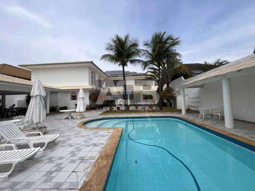 Casa mobiliada com 8 quartos e piscina de uso exclusivo — photo 6