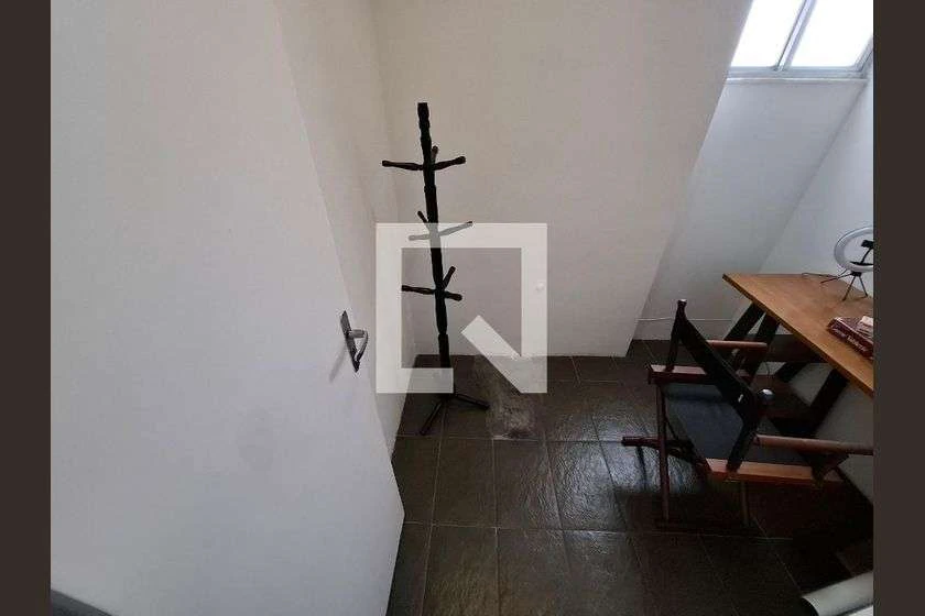 Rental apartment with 4 bedrooms and 2 bathrooms — photo 17