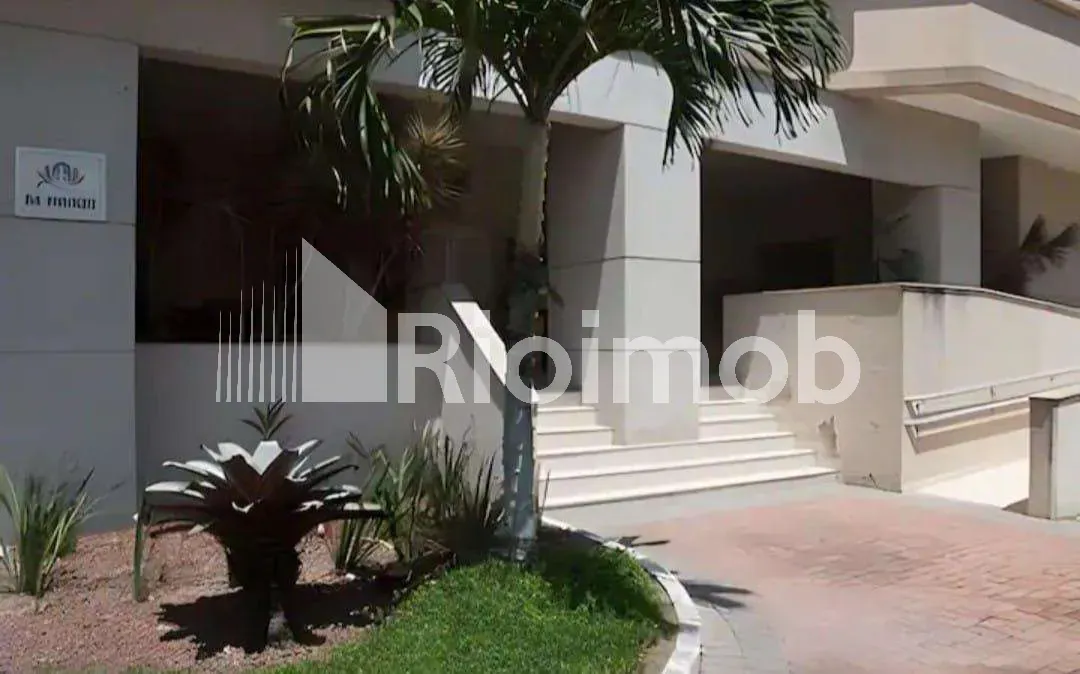 2-bedroom apartment with a suite and 2 bathrooms — photo 14