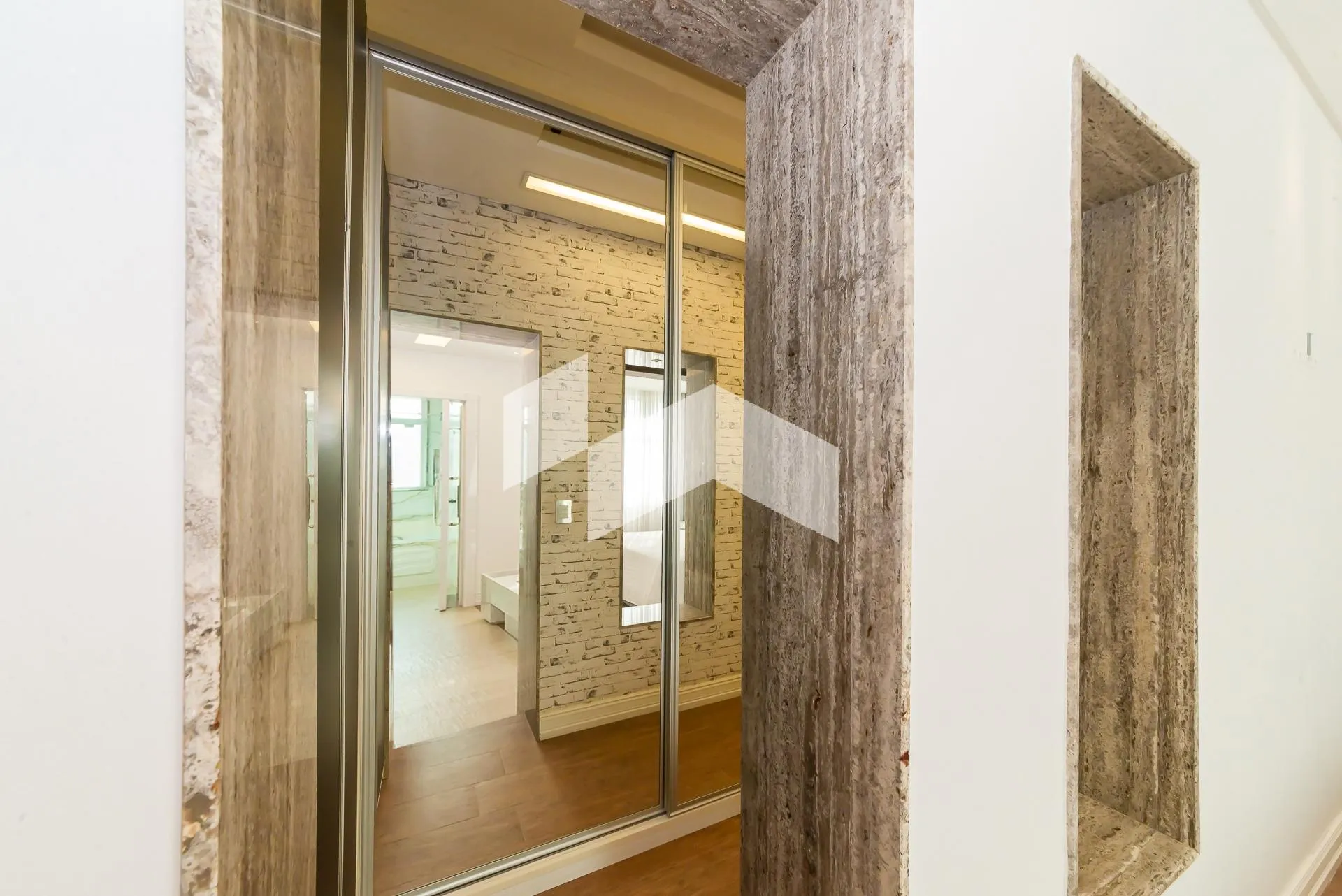 Apartamento sin amueblar de 112 m² con cocina abierta — photo 30