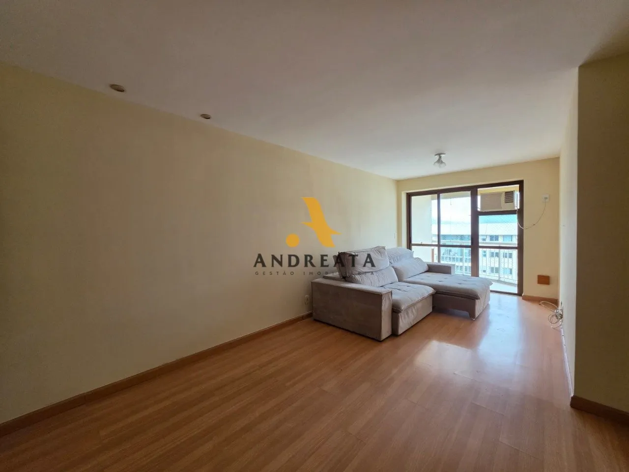 3-bedroom apartment with 82 m², 1 parking space on 20th floor — photo 18