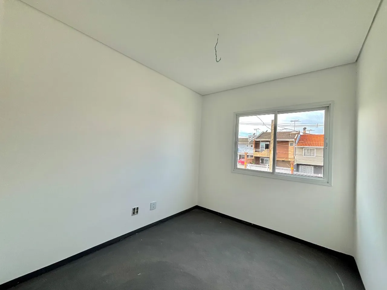 Unfurnished house with 3 bedrooms and a separate kitchen — photo 9